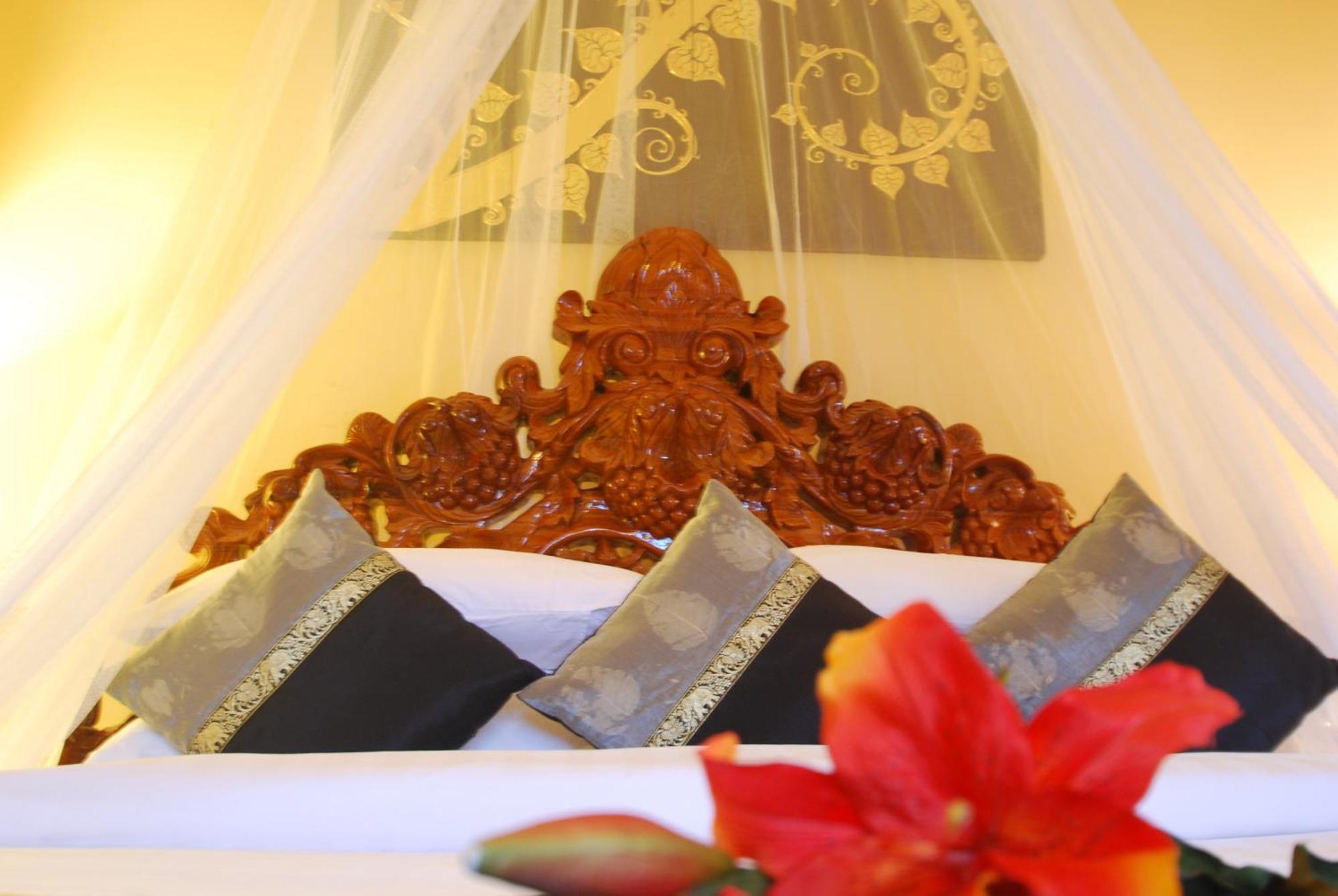 Shining Angkor Boutique Hotel Сіємреап Екстер'єр фото