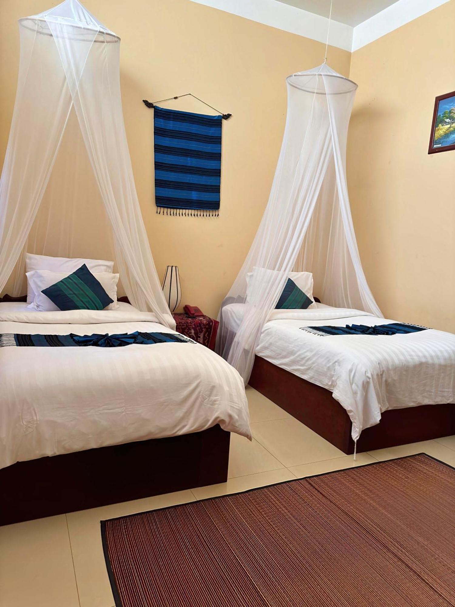 Shining Angkor Boutique Hotel Сіємреап Екстер'єр фото