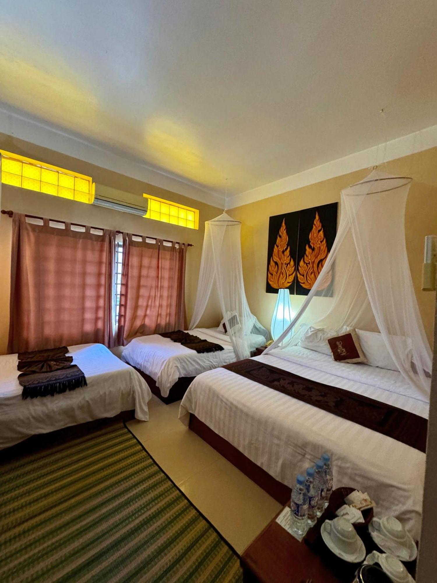 Shining Angkor Boutique Hotel Сіємреап Екстер'єр фото