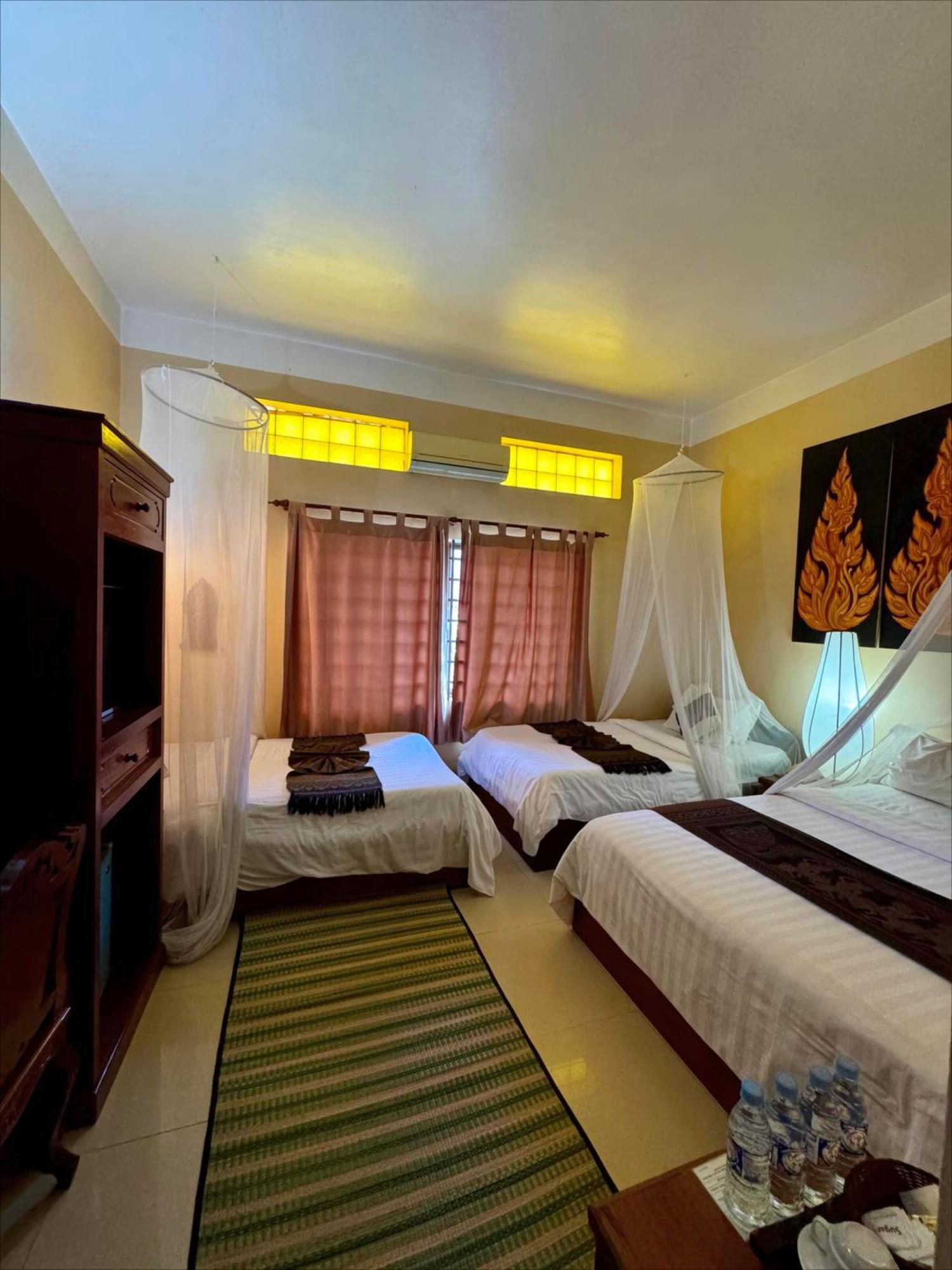Shining Angkor Boutique Hotel Сіємреап Екстер'єр фото