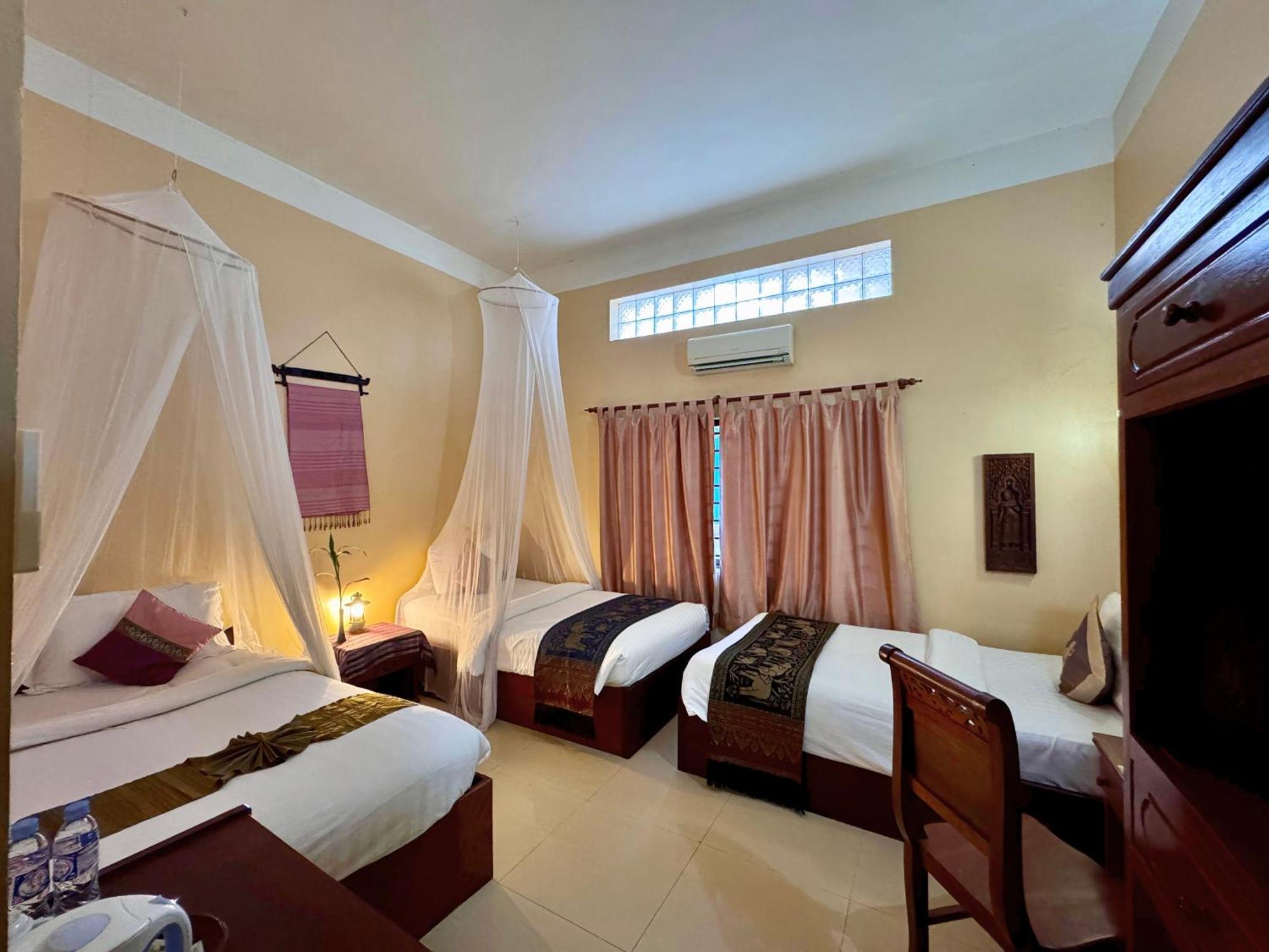 Shining Angkor Boutique Hotel Сіємреап Номер фото