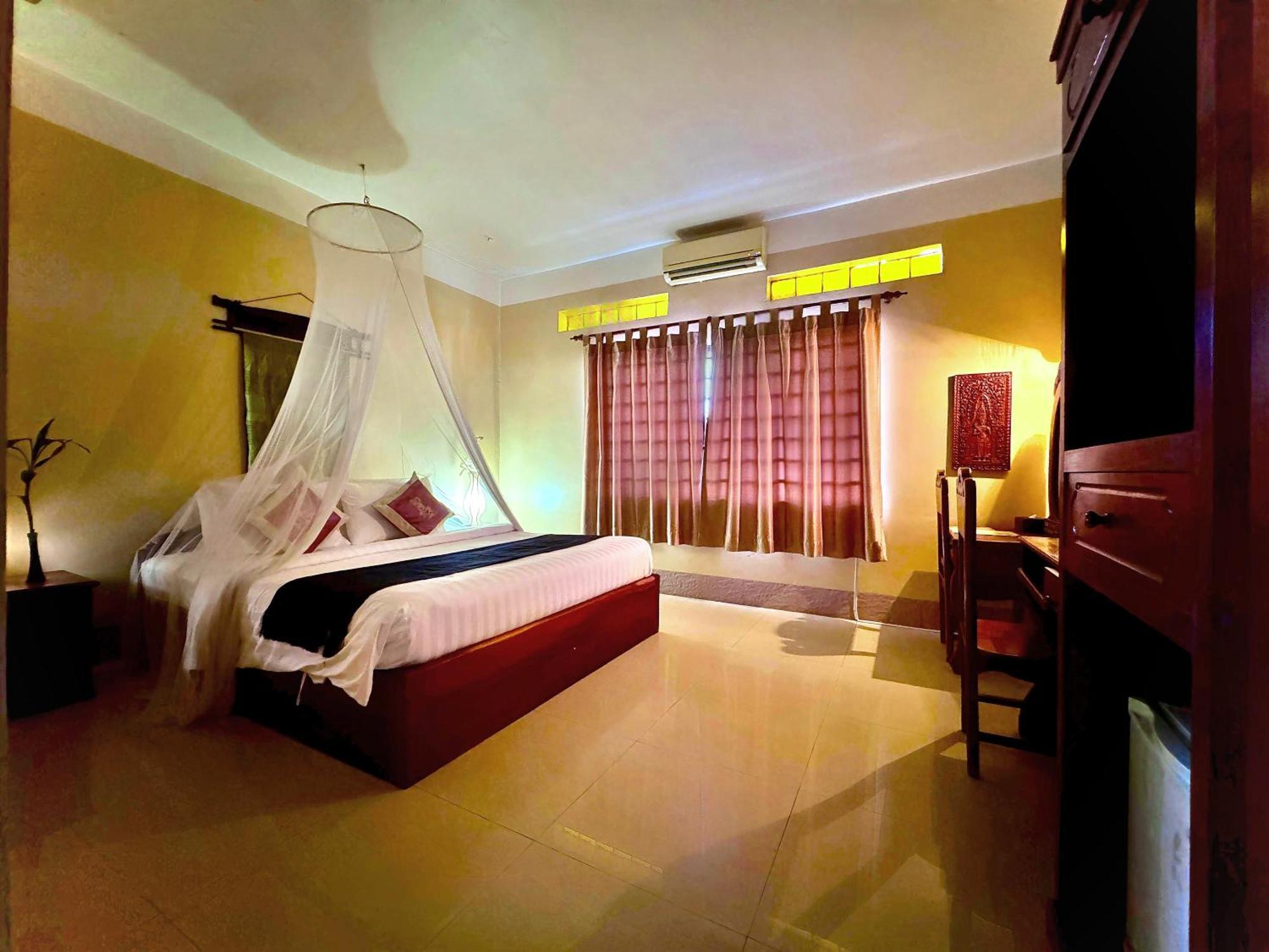 Shining Angkor Boutique Hotel Сіємреап Номер фото